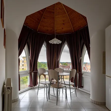 Apartment Six Corners - Bright Corner *
